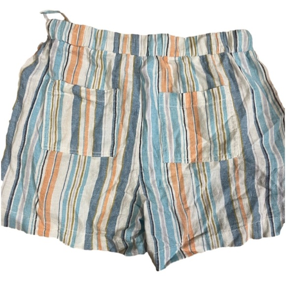 Briggs Ladies' Linen Blend Pull-On Short size medium - Picture 2 of 5